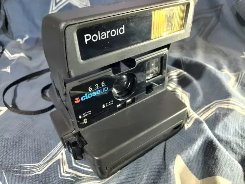 polaroid close up 636