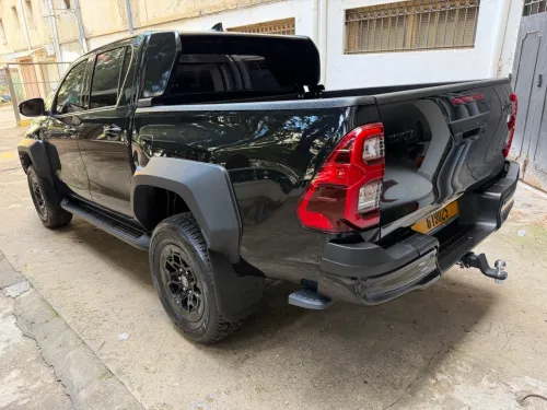 Toyota Hilux 2025 GR S