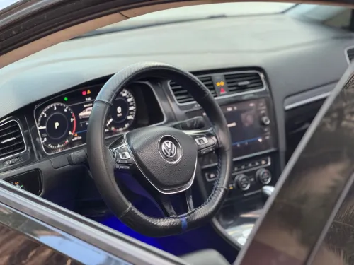Volkswagen Golf 7 2018 Carat