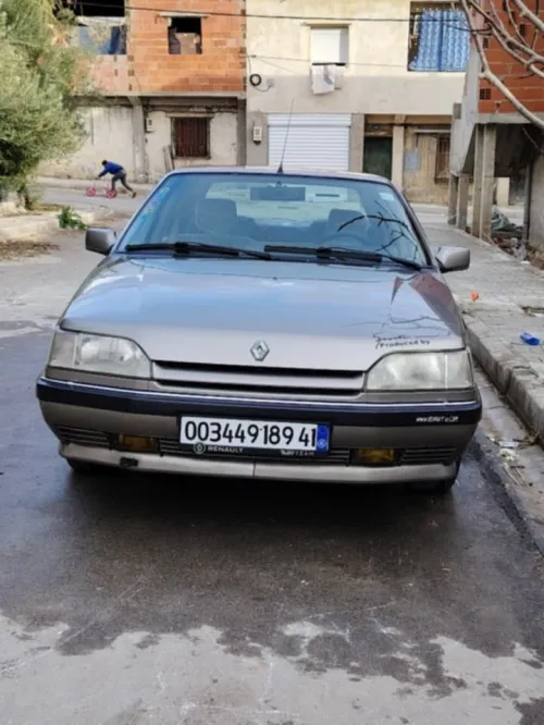 رونو R25 1989 