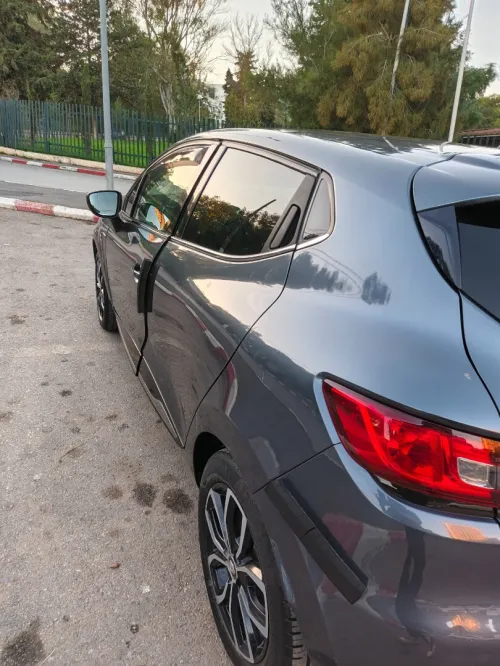 Renault Clio 4 2019 Limited 2