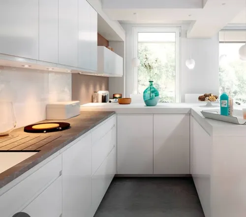 Montage meubles et portes modernes