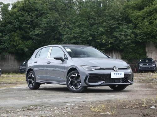 Volkswagen Golf 8 2026 R-Line