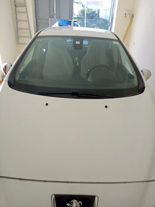 Bugatti 308بيجو 2012 بيجو
