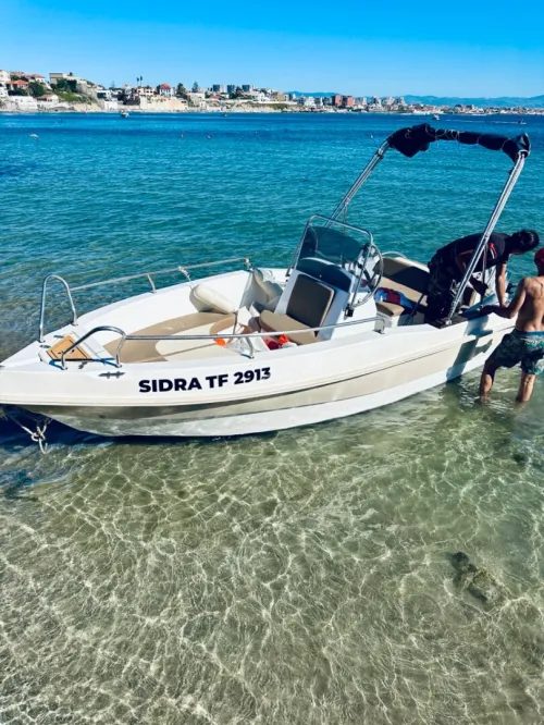 Bateau de plaisance