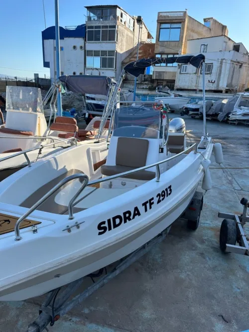 Bateau de plaisance