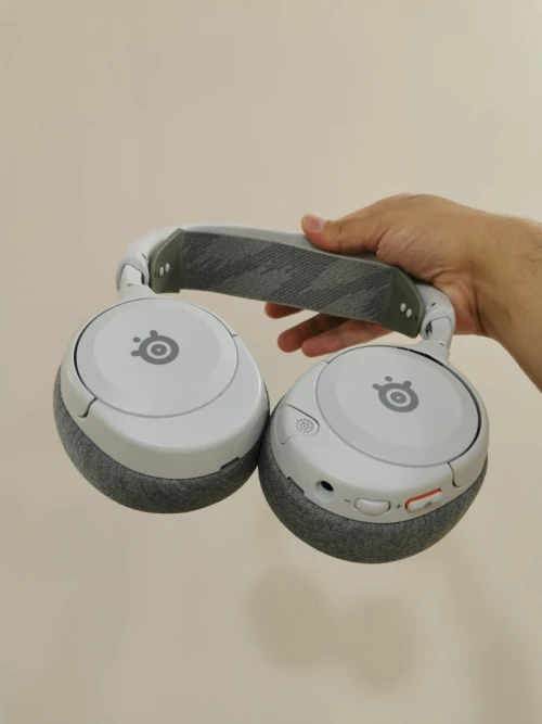 - Casque SteelSeries Arctis Nova1 Original Caba Europe état 10/10