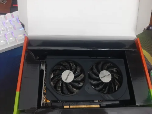 Gigabytes rtx 4060 8g  