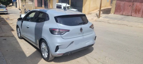 Renault Clio 5  2024 Evolution