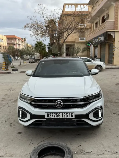 Volkswagen T–rok 2025 R-line