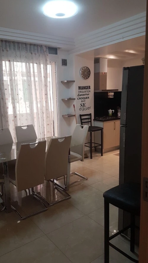 Location Appartement F4 Alger Cheraga