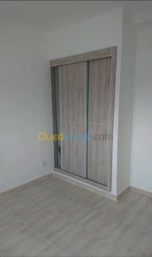 Location Appartement F4 Alger Souidania