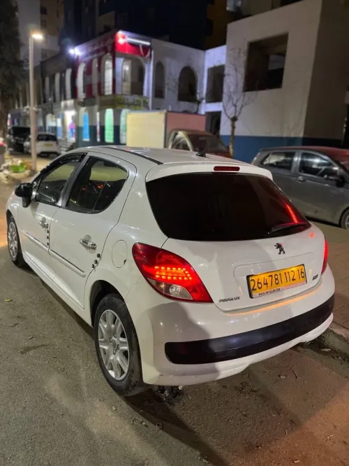 Peugeot 207 2012 
