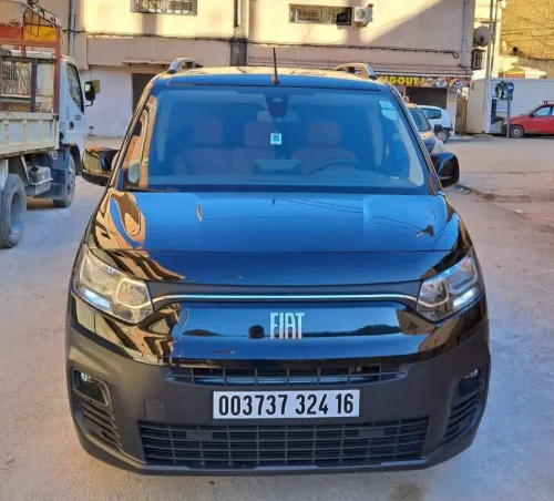 Fiat Doblo 2024 Doblo 1.6 HDi italienne