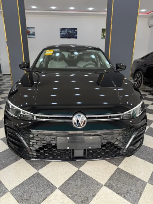Volkswagen Passat pro 2025 Pro