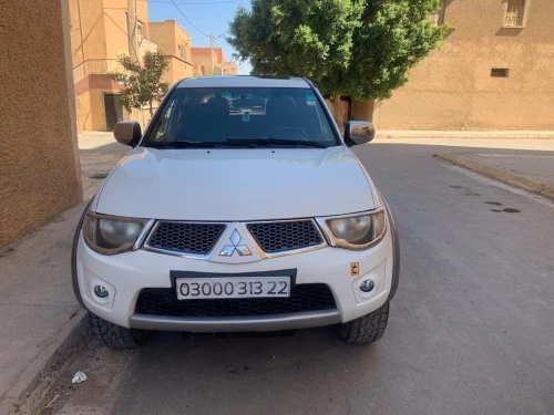 Mitsubishi L200 2013 Doube cabine Evolution