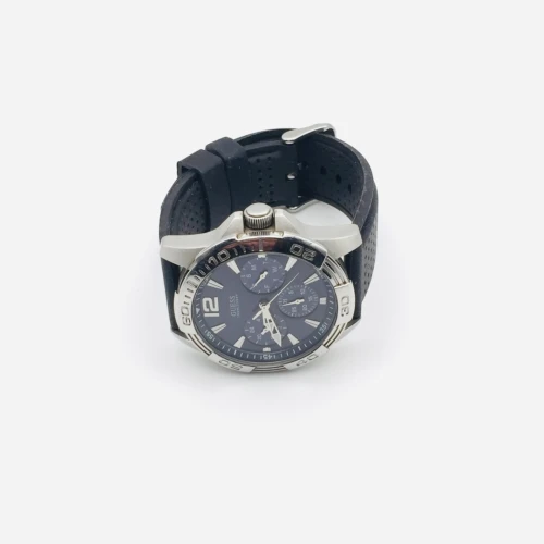 ساعة Guess أصلية . Montre Guess originale