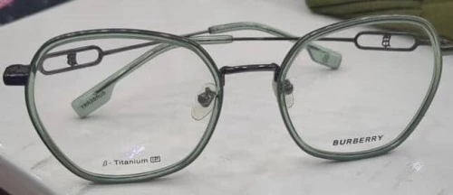 Lunettes Burberry