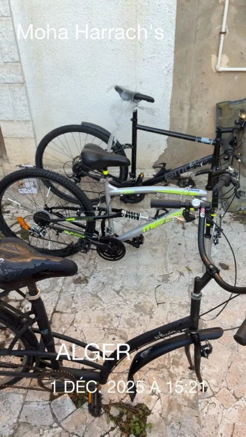 Vend de vélos bons états