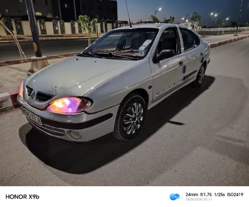 Renault Megane 1 2003 Megane classic Vase2