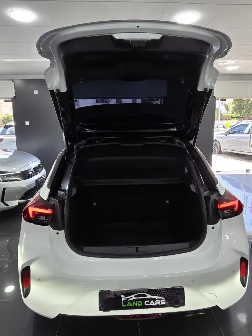 Opel Corsa 2025 Full option