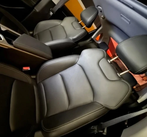 Geely Emgrand 2025 Fulle option