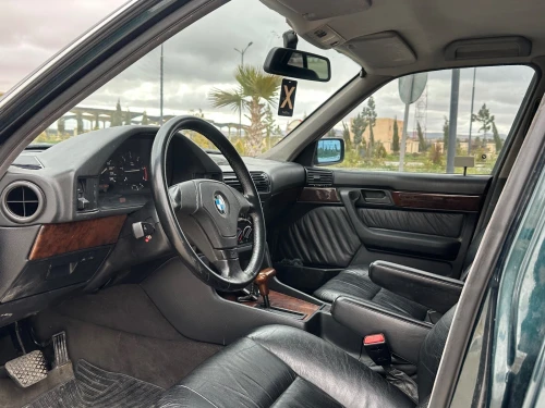 BMW E34 1990 