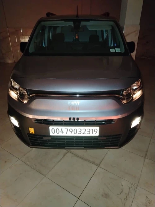 Fiat Doblo 2023 Italien
