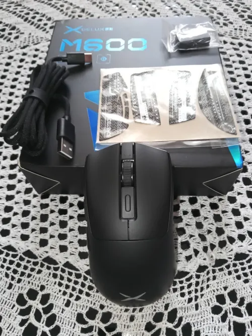 Delux m600 pro gaming mouse