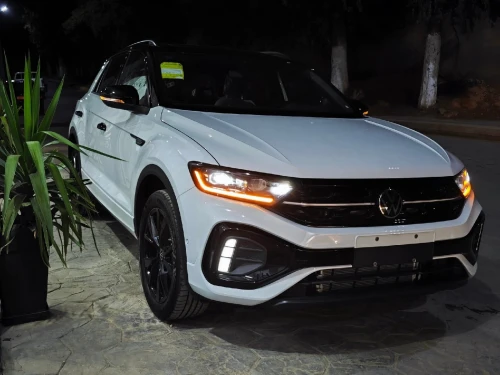 Volkswagen T-Roc 2025 R-Line 