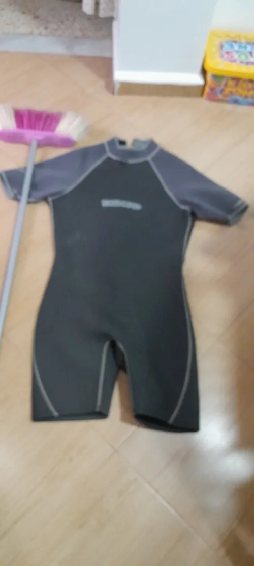Tenu De Plongé