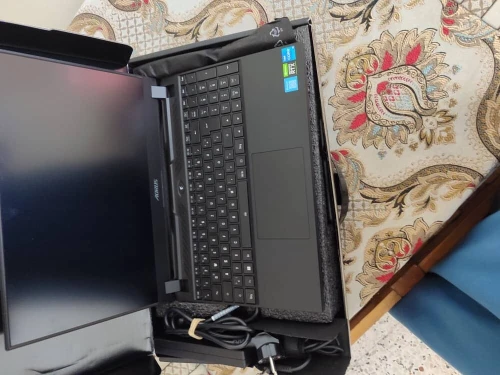 Laptop Gaming GIGABYTE AORUS 15XE RTX 3070 Ti - RTX3070Ti - 16gb RAM - 1To SSD - i5 12500H - avec la Boîte -PROMOTION