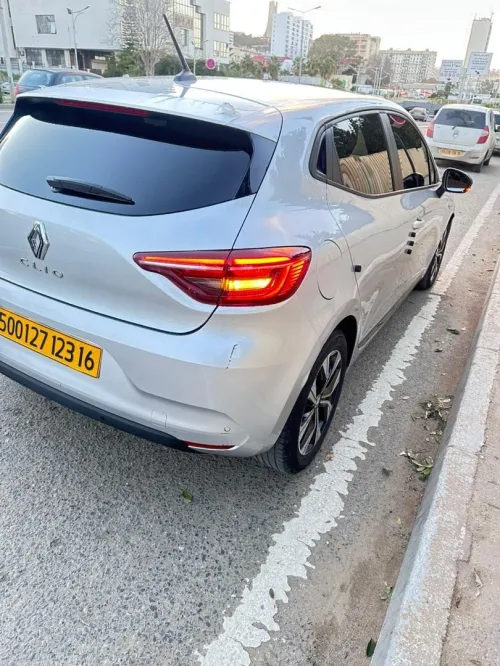 Renault Clio 5  2023 Evolution