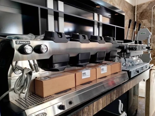 ماشينة RANCILIO و CONTI متوفرة
