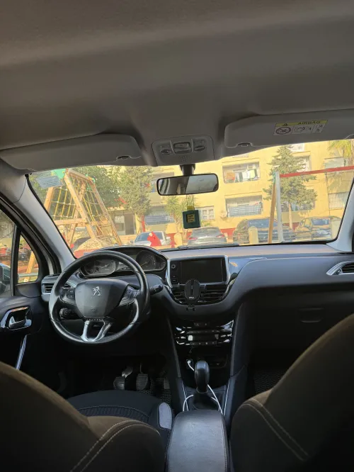 Peugeot 208 2015 Style