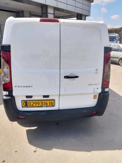 Peugeot Expert 2016 V.U Court