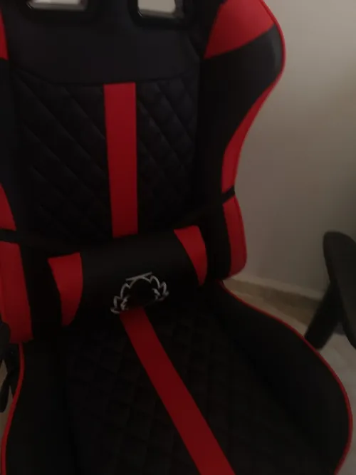 Chaise gaming pilote Btexpert rouge et noir
