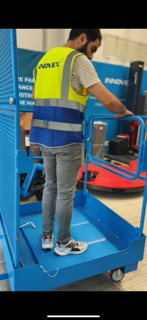 Plateforme de manutention pour chariot élévateur NK30A