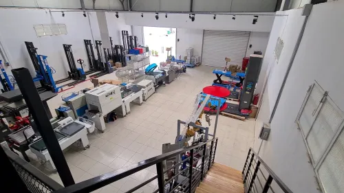 Service réparation machines industriels disponible en ALGERIE - équipe de INNOVEX machinery