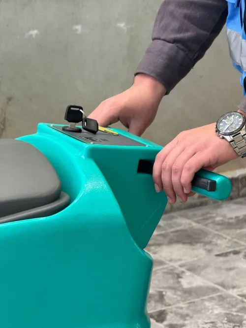 Autolaveuse à batterie HY50B3