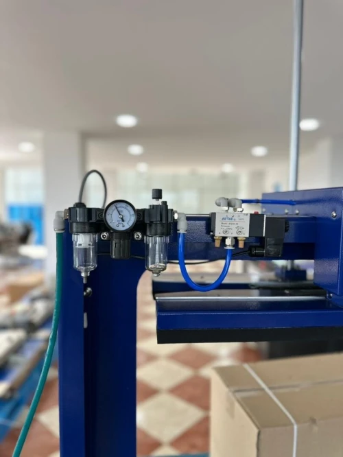 Machine cercleuse