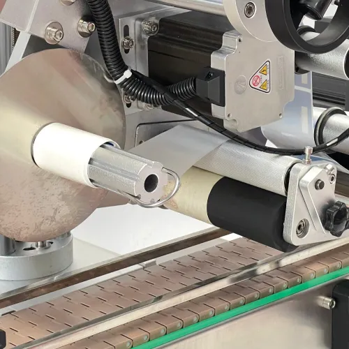 Etiqueteuse automatique pour surface plate TFLM-120
