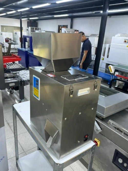 Remplisseuse poudre granule semi-automatique F-500