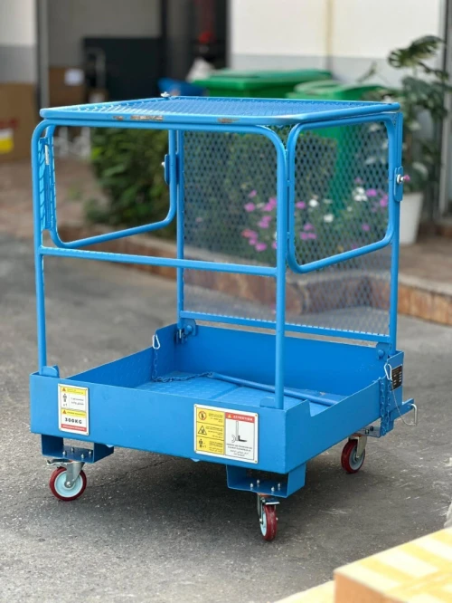 Plate forme de travail pour chariot élévateur NK30A
