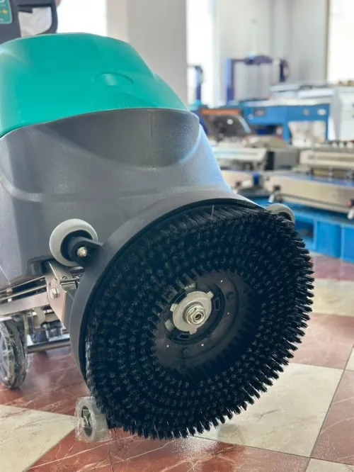 Autolaveuse à câble HY45C-2