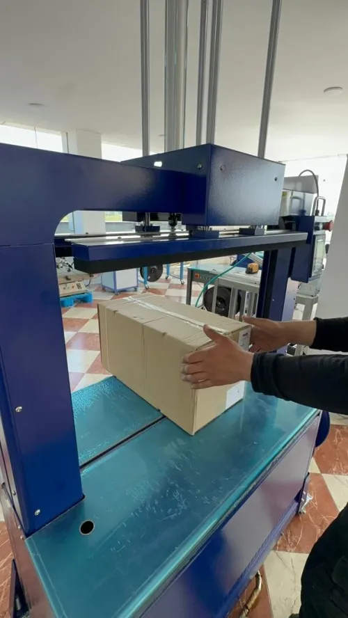 Machine cercleuse