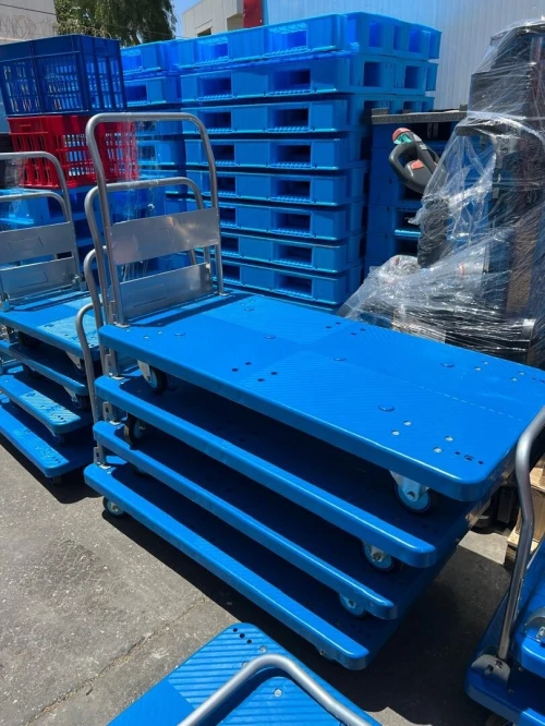 Chariot à plate forme en plastique PLA250T-DX