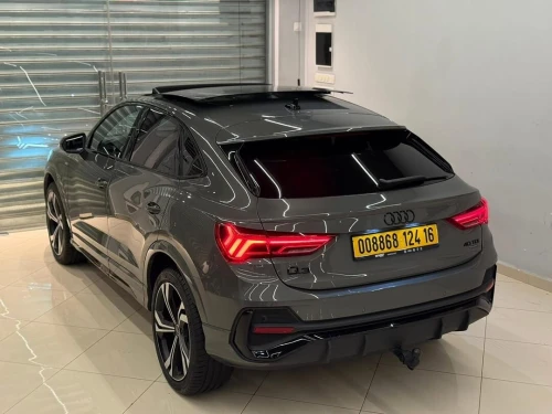 Audi Q3 2024 SLINE