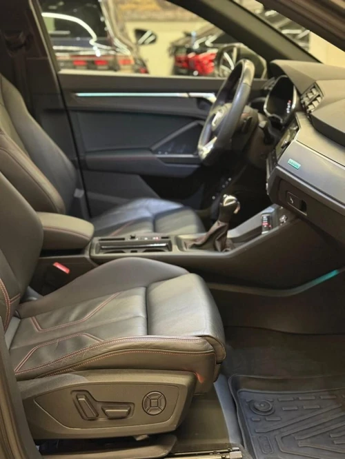 Audi Q3 2024 SLINE