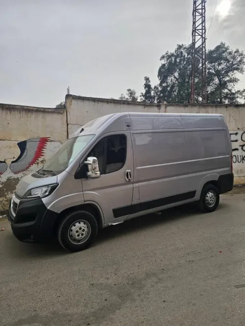 Peugeot BOXER 2022